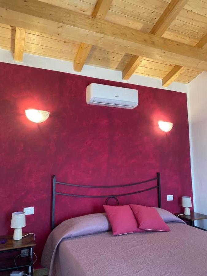 Il Melarancio Bed & Breakfast เปชชาโรมานา ภายนอก รูปภาพ