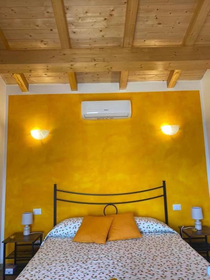 Il Melarancio Bed & Breakfast เปชชาโรมานา ภายนอก รูปภาพ