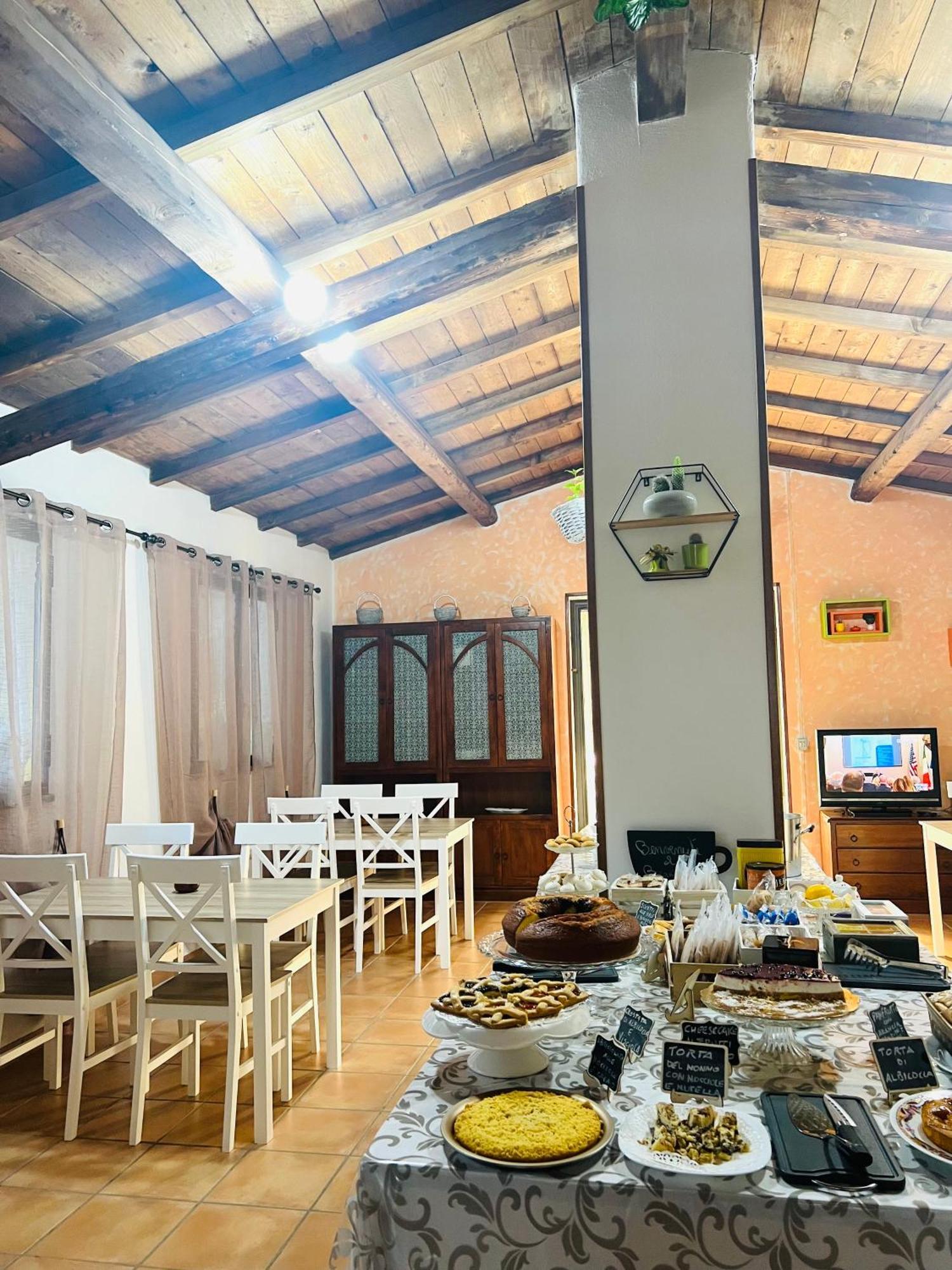 Il Melarancio Bed & Breakfast เปชชาโรมานา ภายนอก รูปภาพ