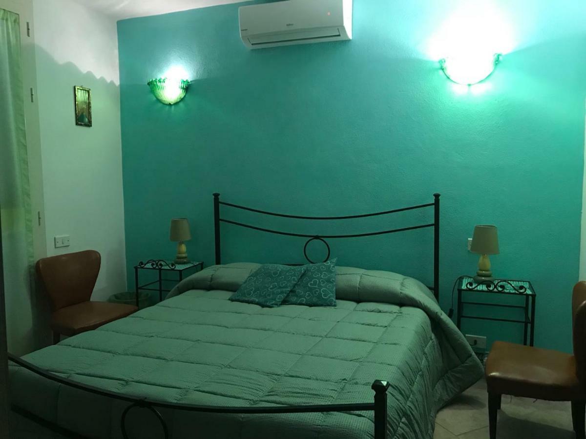 Il Melarancio Bed & Breakfast เปชชาโรมานา ภายนอก รูปภาพ